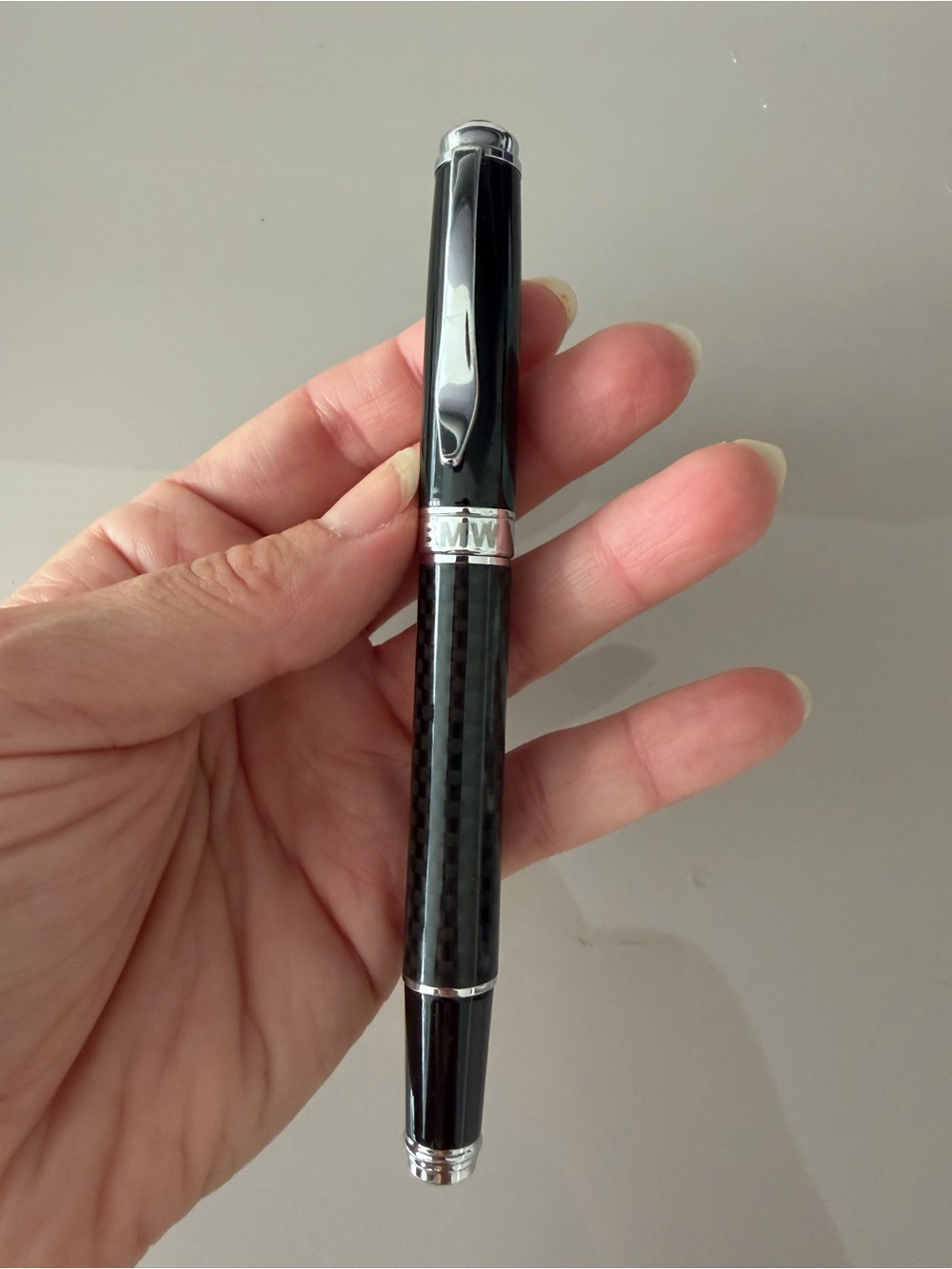 🗽BMW Black Carbon Fiber Ballpoint Pen with Silver Trim
